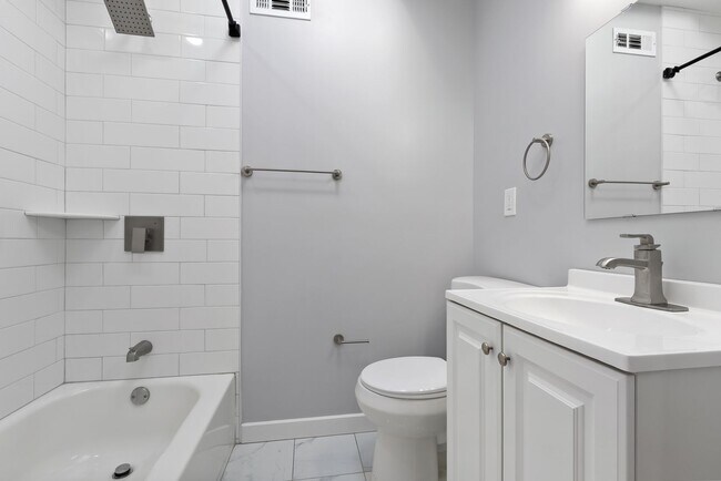 Building Photo - Wow! South Philly Modern 3 Bed 2 Bath Home! Yard! Central Air! W/D! H/W Floors! Gorgeous!