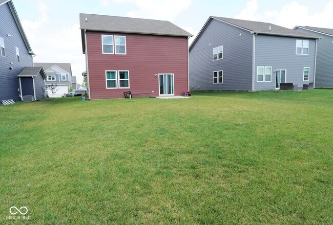 Building Photo - 718 Felix Dr