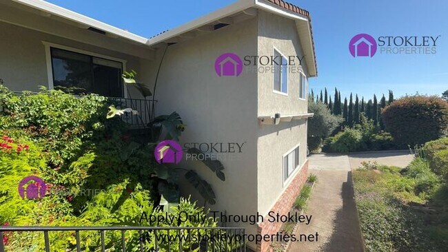 Building Photo - 4045 Rhoda Way