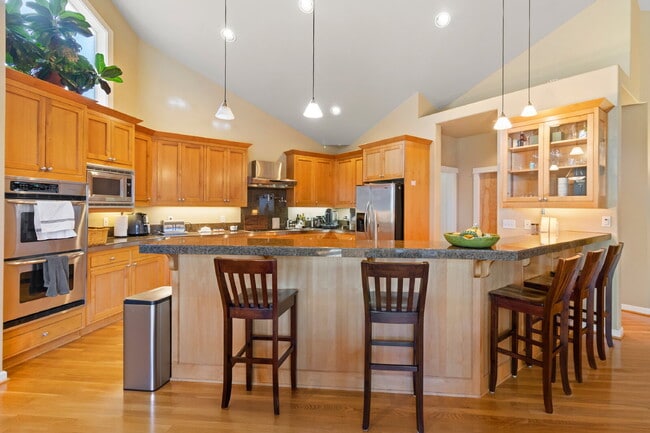 Building Photo - Beautiful, 5-Bedroom, Spacious, Damascus Home with Incredible Views