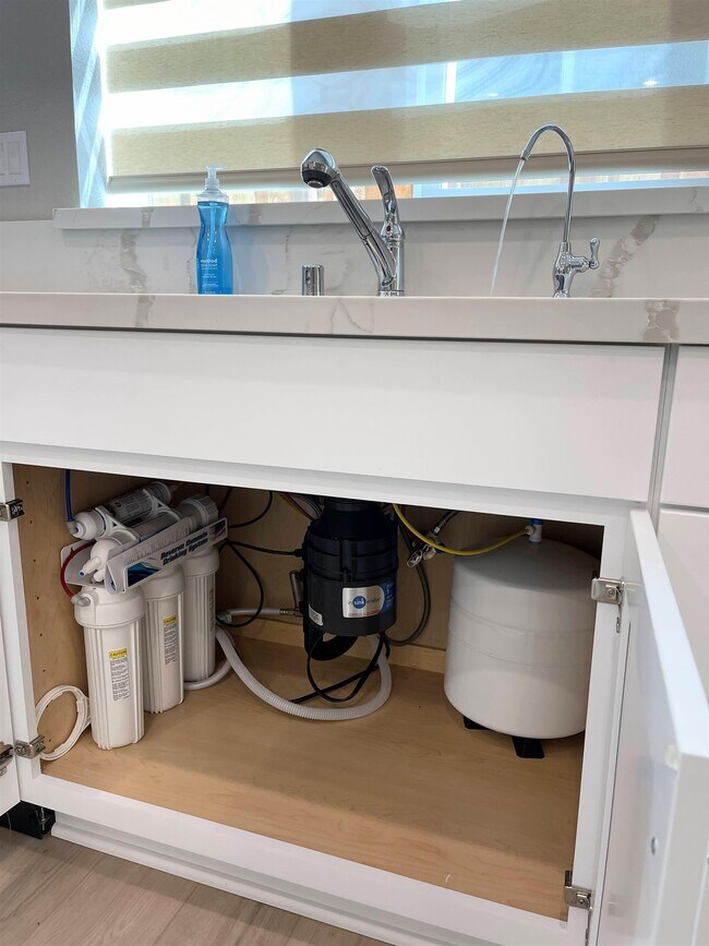 Building Photo - 1887 Orfanos Ranch Dr