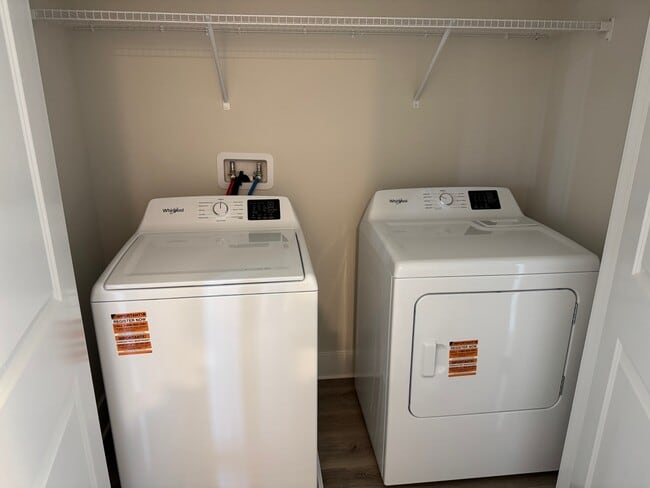 Building Photo - 1802 Blythe Way