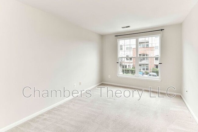 Building Photo - 2710 Bellforest Ct