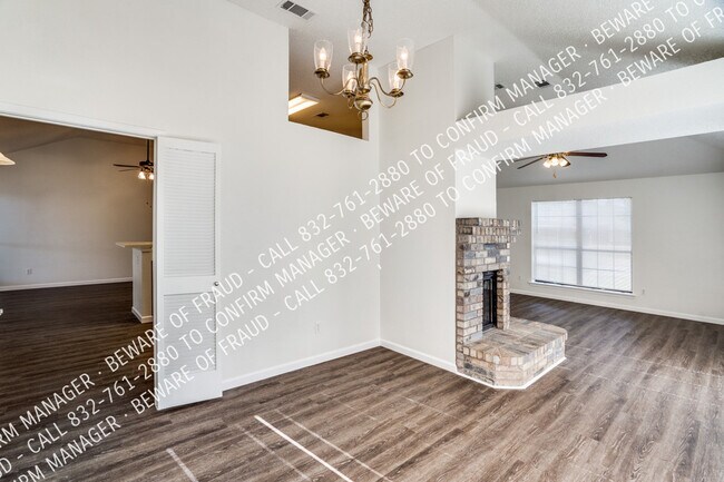 Building Photo - 1538 Evergreen Dr