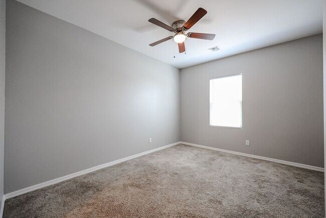 Building Photo - Home in Litchfield Park at Canyon Views! 5...