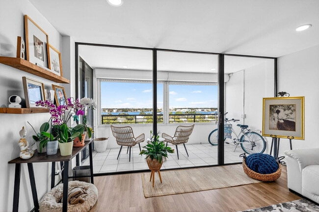 Building Photo - 3589 S Ocean Blvd