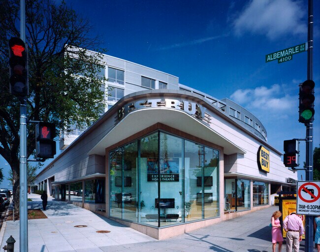 Building Photo - 4101 Albemarle St NW