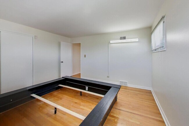 Building Photo - 4908 Carol St