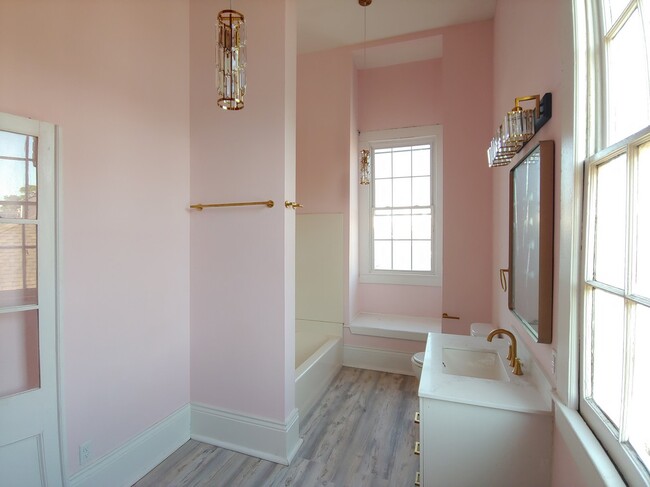 Upstairs full bathroom, completely renovated in 2022 - 426 Elmira Ave