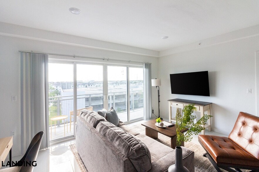 Building Photo - 25850 SW 140th Ct