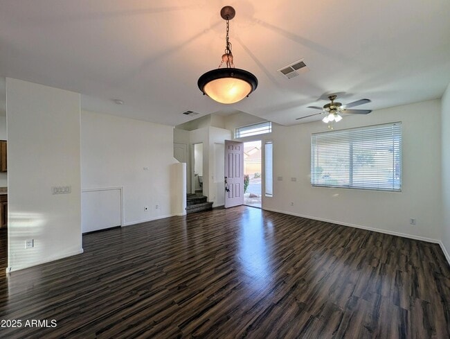 Building Photo - 3848 E Pollack St