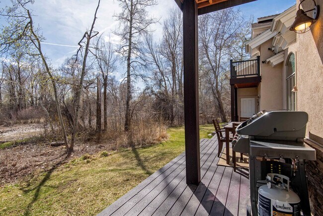 Building Photo - 129 Cobble Creek Ln