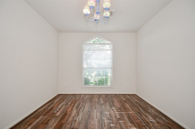Building Photo - 3314 Rainport Cir