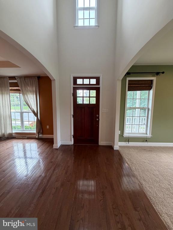 Building Photo - 997 Powder Horn Dr