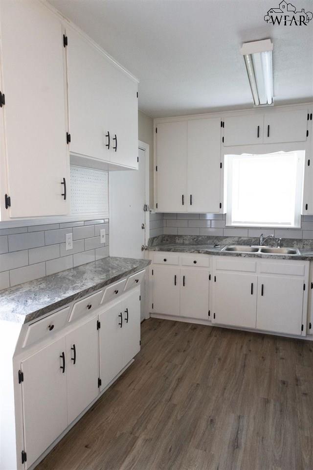 Building Photo - 3303 Sherwood Ln