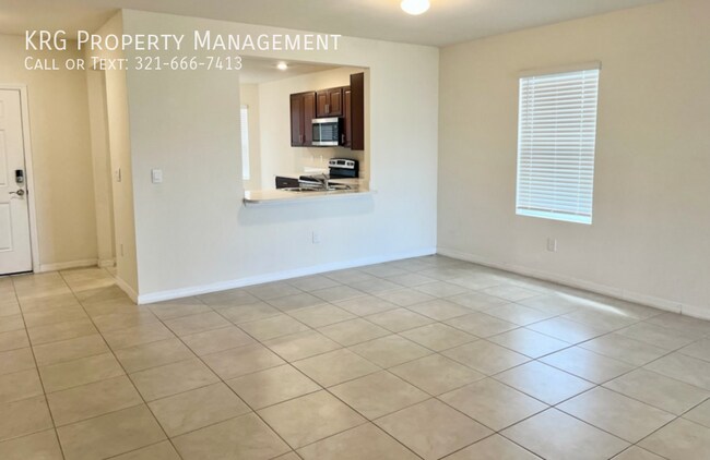 Building Photo - 1009 NE 11th St