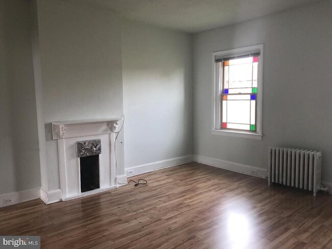 Building Photo - 824 N 21st St