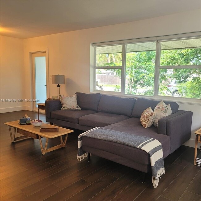 Building Photo - 19930 SW 118th Pl