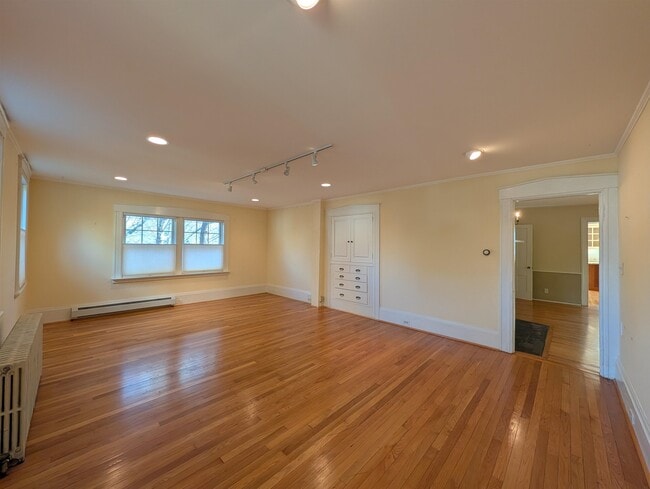 Building Photo - 119 Mill Rd