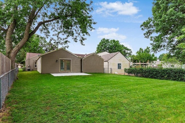 Building Photo - 2242 Wickliffe Rd