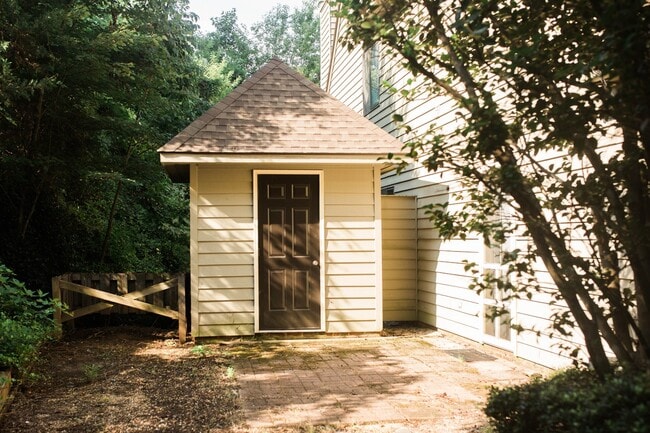 Building Photo - 281 Autumn Grove Ct