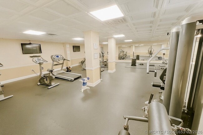 Building Photo - 3460 S Ocean Blvd