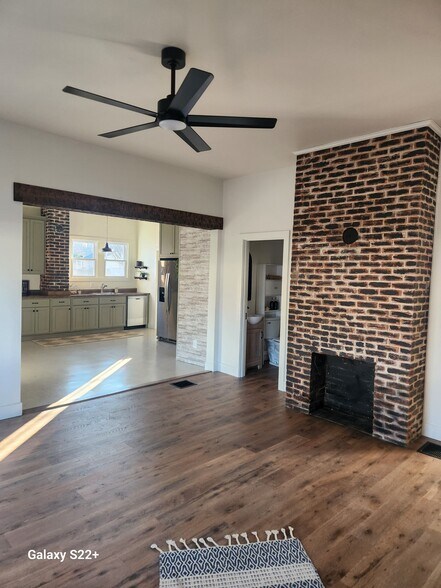 Building Photo - 1109 Washington Ave