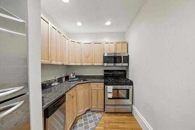 Building Photo - 310 Shawmut Ave