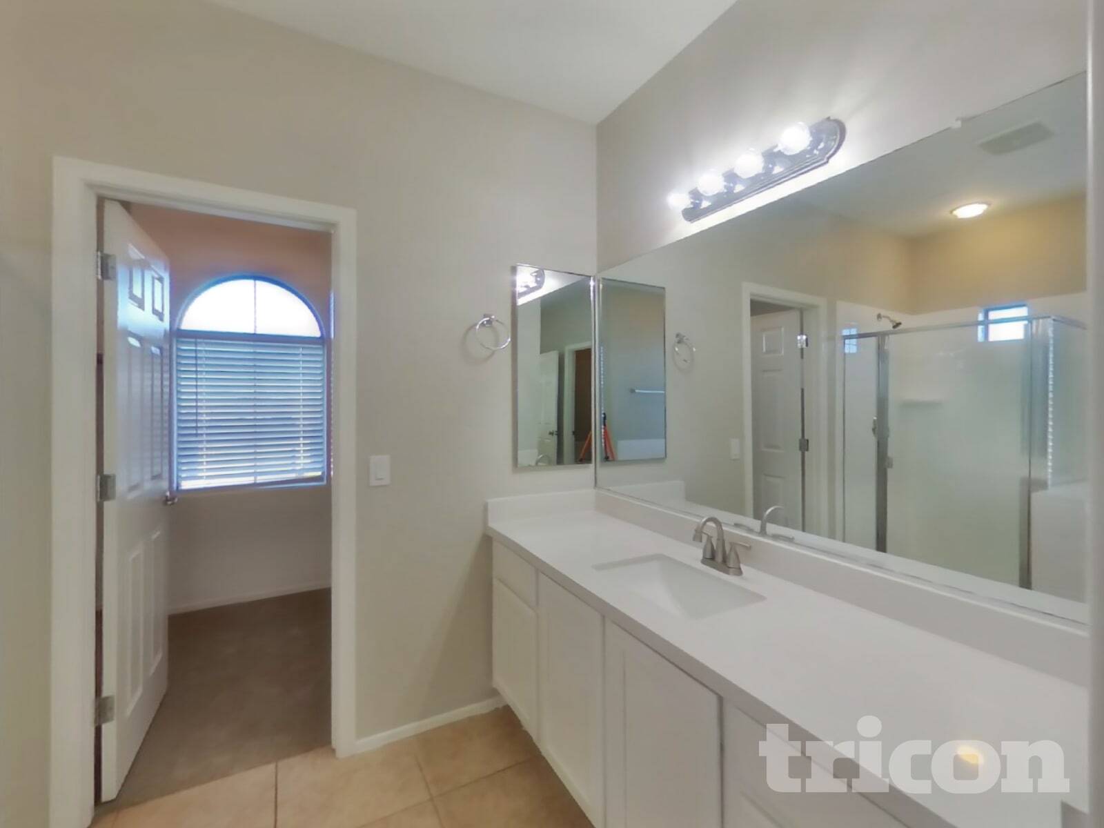 Building Photo - 5407 W Beverly Rd