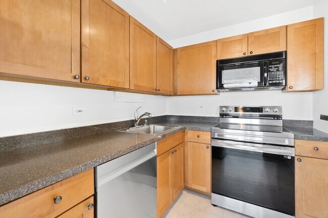 Building Photo - 655 W Irving Park Rd