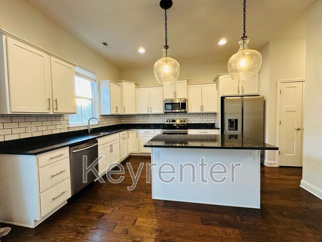 Building Photo - 1128 Belle Pond Ave