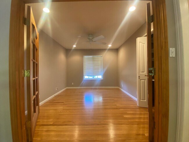 Building Photo - Lafayette Quail Creek Single Story 4BD/2.5BA