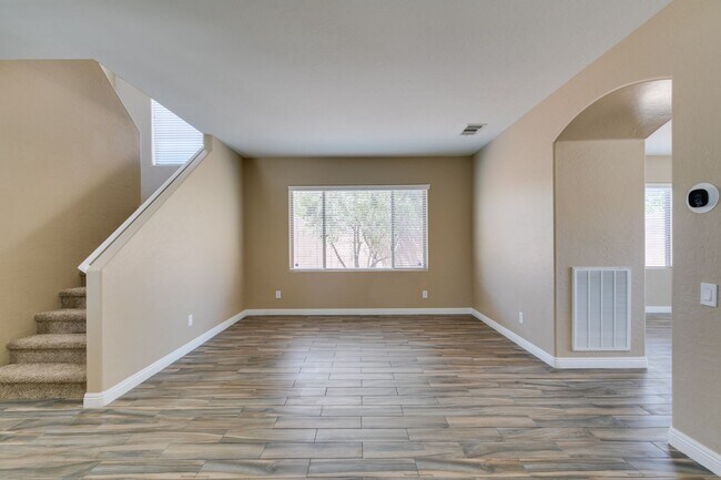 Building Photo - 8944 Bandinella Ave