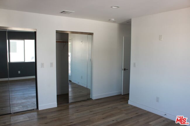 Building Photo - 1552 Winona Blvd