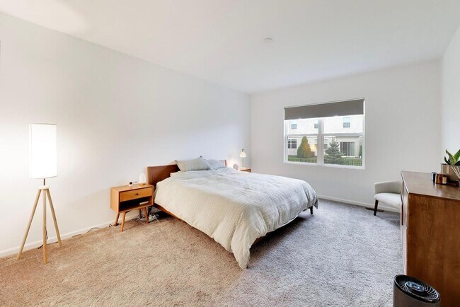 Building Photo - 420 Radcliff Ln