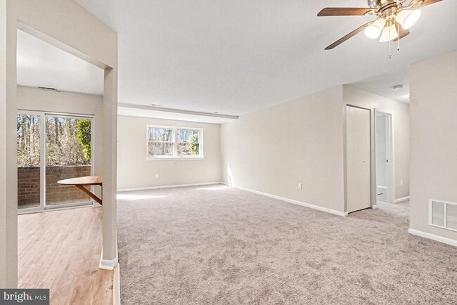 Building Photo - 4 Juliet Ln