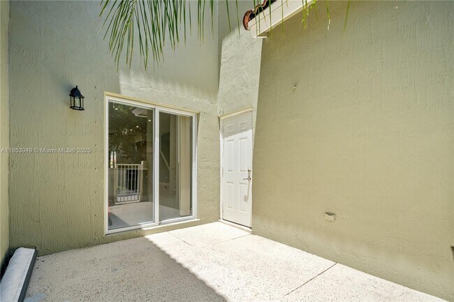 Building Photo - 2414 SE 21st St