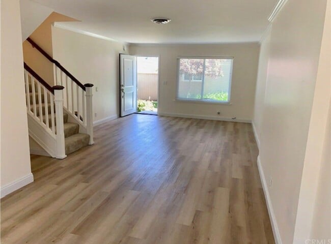 Building Photo - 2336 Minuteman Way