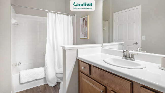 Building Photo - 1000 Plantation Lakes Cir