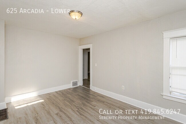 Building Photo - 625 Arcadia-Lower