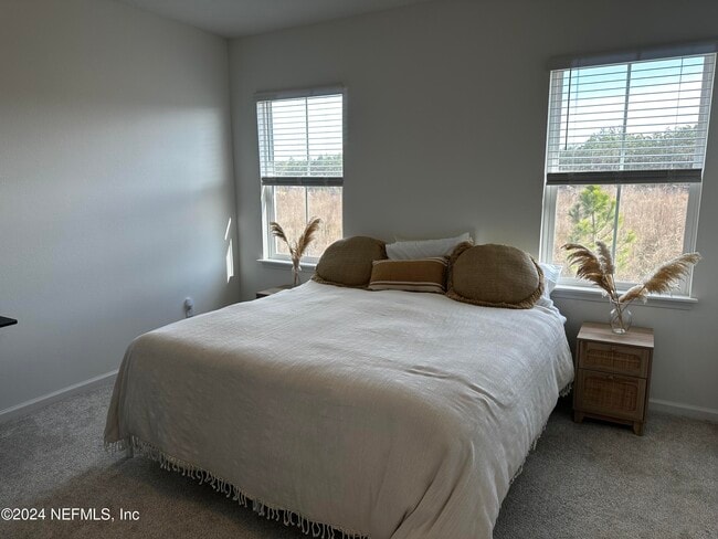 Building Photo - 411 Brandon Lks Dr