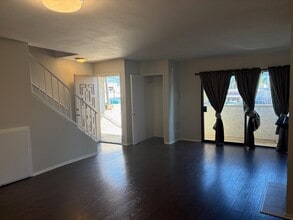 Building Photo - 7226 Jordan Ave