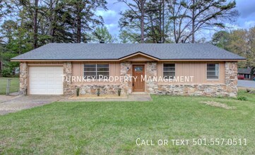 Building Photo - 2101 Romine Rd