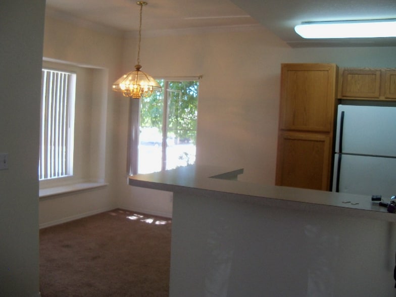 Building Photo - 3855 Strawberry Field Grove