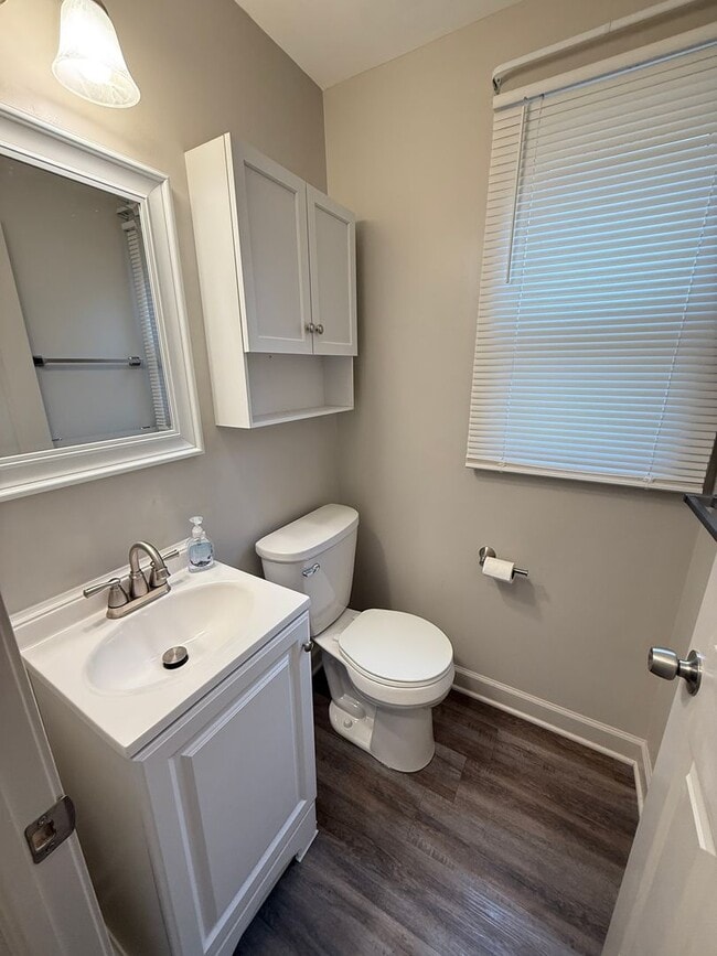 Building Photo - NEW REMODELED- 2 bedroom duplex