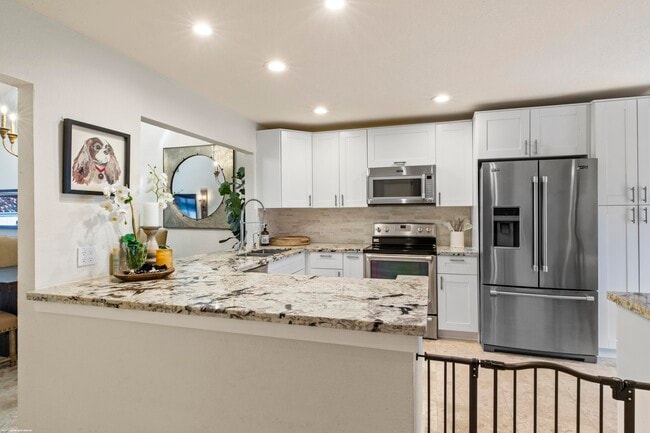 Building Photo - 13424 Bedford Mews Ct
