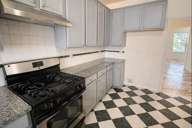 Building Photo - 13623 Eldridge Springs Way