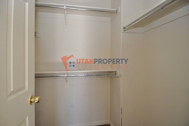 Building Photo - 6706 Chiswick Ct