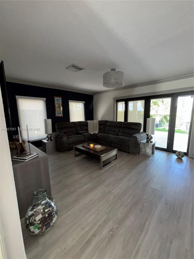 Building Photo - 16551 SW 75th St