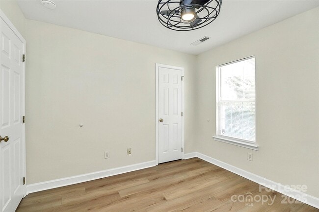 Building Photo - 6320 Fresh Wind Ave